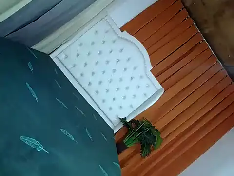 bigcock rhiana online show from April 21, 5:17 pm