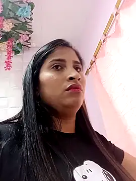 Snapshot of SofiaMendez1_ chatting on April 7, 3:12 pm SofiaMendez1 online show from April 7, 3:12 pm