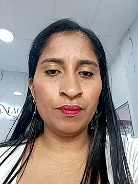 Snapshot of SofiaMendez1_ chatting on April 16, 4:19 pm SofiaMendez1 online show from April 16, 4:19 pm