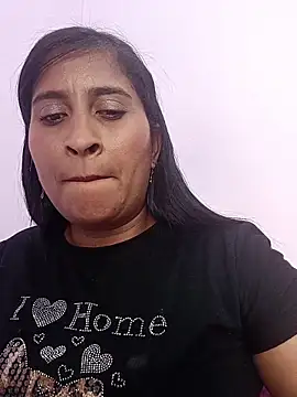 Snapshot of SofiaMendez1_ chatting on May 11, 4:04 pm SofiaMendez1 online show from May 11, 4:04 pm