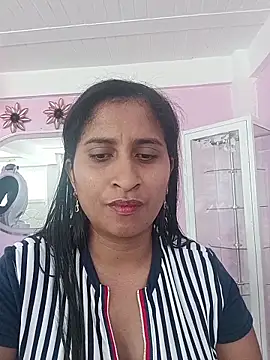 Snapshot of SofiaMendez1_ chatting on May 13, 2:58 pm SofiaMendez1 online show from May 13, 2:58 pm