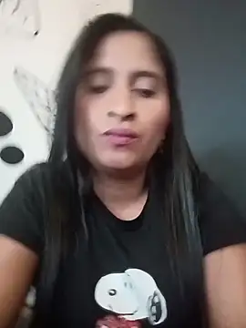Snapshot of SofiaMendez1_ chatting on June 6, 5:17 pm SofiaMendez1 online show from June 6, 5:17 pm
