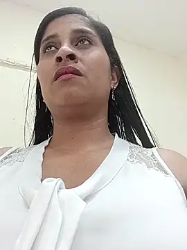 Snapshot of SofiaMendez1_ chatting on June 20, 6:00 pm SofiaMendez1 online show from June 20, 6:00 pm