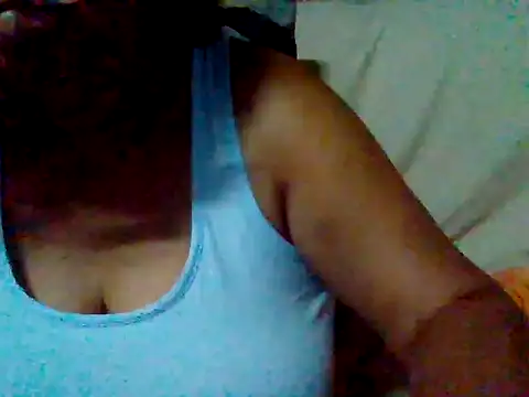 Roxanna73 online show from April 12, 10:26 pm