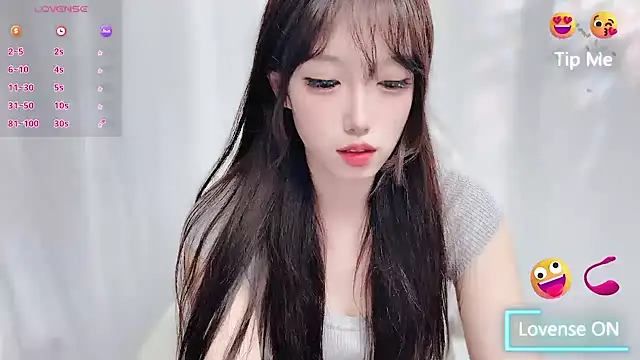 Snapshot of luckyuyu66 chatting on April 10, 1:27 pm luckyuyu66 online show from April 10, 1:27 pm