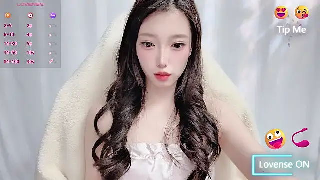 Snapshot of luckyuyu66 chatting on April 14, 1:06 pm luckyuyu66 online show from April 14, 1:06 pm