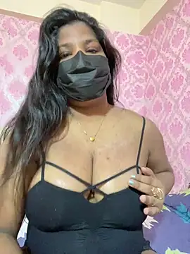Snapshot of Shalu_naughty69 chatting on May 4, 6:20 am Shalu naughty69 online show from May 4, 6:20 am