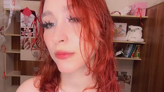 Snapshot of CindyHouse chatting on April 10, 7:51 pm CindyHouse online show from April 10, 7:51 pm
