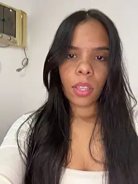 Snapshot of Megan-Carter chatting on May 12, 2:14 pm Megan-Carter online show from May 12, 2:14 pm
