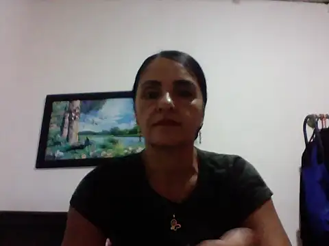 Snapshot of FenixPretty chatting on April 28, 7:41 pm FenixPretty online show from April 28, 7:41 pm