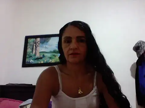Snapshot of FenixPretty chatting on May 6, 4:56 pm FenixPretty online show from May 6, 4:56 pm