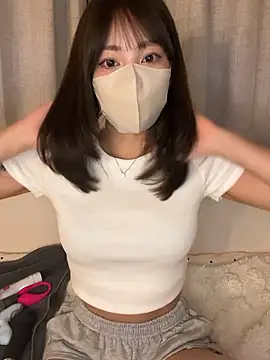 liz 05 online show from June 13, 11:52 am
