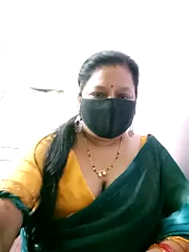 Snapshot of PINKI_024 chatting on April 15, 5:58 am PINKI 024 online show from April 15, 5:58 am