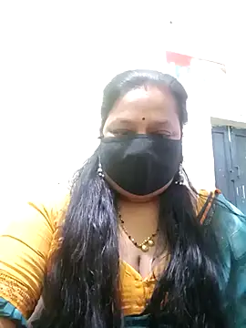 Snapshot of PINKI_024 chatting on April 28, 5:56 am PINKI 024 online show from April 28, 5:56 am