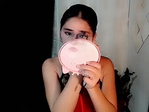 urasiankylie online show from May 7, 4:34 pm