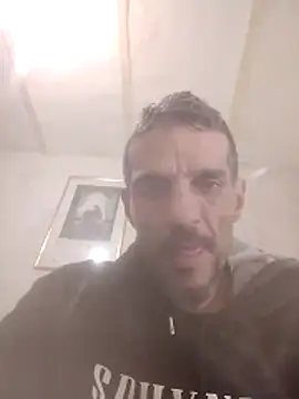 Guillelp online show from May 23, 3:56 am