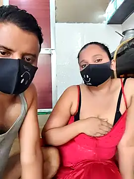 Snapshot of Lusty_musty chatting on May 9, 5:45 am Lusty musty online show from May 9, 5:45 am