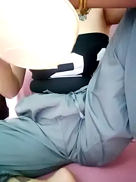 Snapshot of Samsam_1 chatting on April 16, 2:34 am Samsam 1 online show from April 16, 2:34 am