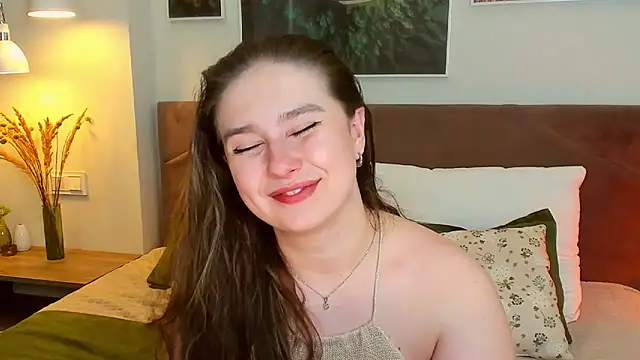Snapshot of Sienna_Spice chatting on June 24, 5:56 pm Sienna Spice online show from June 24, 5:56 pm