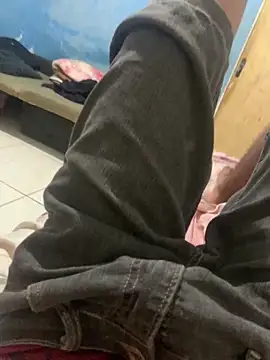 davisanos online show from April 5, 2:09 am