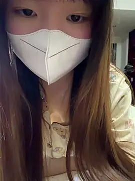 Snapshot of Ss-weiwei chatting on April 19, 12:15 pm Ss-weiwei online show from April 19, 12:15 pm