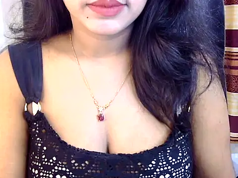 Noor Zarin online show from May 4, 2:29 am