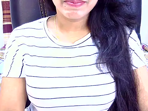 Noor Zarin online show from May 25, 6:36 pm