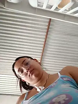 Snapshot of naughty_girl_hot_ chatting on June 3, 4:34 pm naughty girl hot online show from June 3, 4:34 pm
