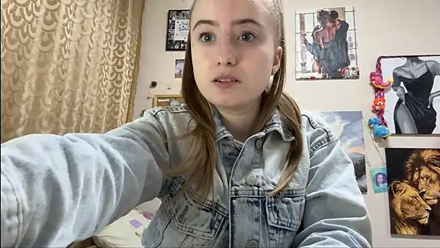Snapshot of SabinaHaggen chatting on April 22, 4:30 pm SabinaHaggen online show from April 22, 4:30 pm