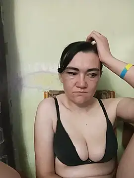 Snapshot of AlissaSecret chatting on May 27, 6:49 pm AlissaSecret online show from May 27, 6:49 pm