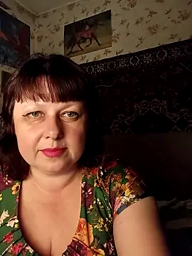 Snapshot of AuroKaria chatting on April 25, 5:43 pm AuroKaria online show from April 25, 5:43 pm