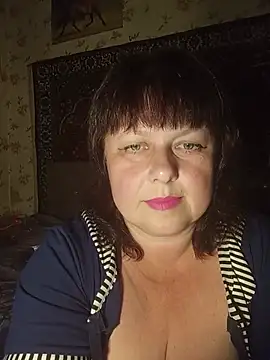 AuroKaria online show from July 6, 7:38 pm
