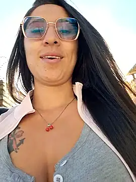 Snapshot of VALERY-94 chatting on May 15, 12:12 pm VALERY-94 online show from May 15, 12:12 pm