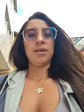 Snapshot of VALERY-94 chatting on June 7, 12:09 pm VALERY-94 online show from June 7, 12:09 pm