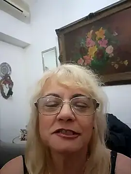 Snapshot of MatureElegantWidow chatting on April 13, 11:54 pm MatureElegantWidow online show from April 13, 11:54 pm