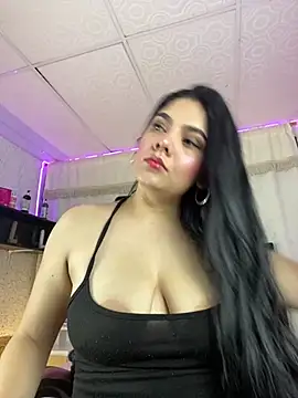 Snapshot of molly_bick chatting on April 19, 3:39 am molly bick online show from April 19, 3:39 am