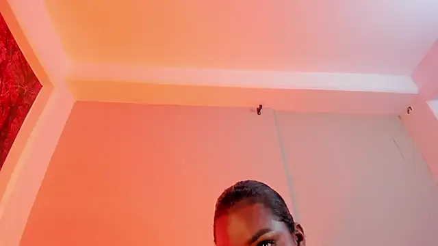 Snapshot of hugeboobs-ebony chatting on April 13, 11:32 pm hugeboobs-ebony online show from April 13, 11:32 pm