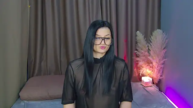 Snapshot of JennyJordans chatting on April 10, 1:00 am JennyJordans online show from April 10, 1:00 am