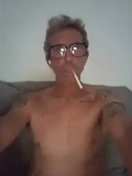 Snapshot of chris-sbh11 chatting on July 2, 3:34 am chris-sbh11 online show from July 2, 3:34 am