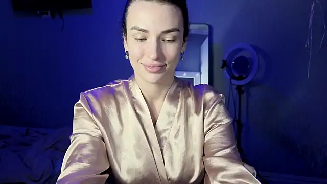 Kira  love1 online show from May 20, 6:47 pm