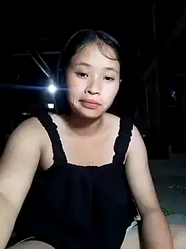 Snapshot of Liss-mimi chatting on June 5, 11:32 pm Liss-mimi online show from June 5, 11:32 pm
