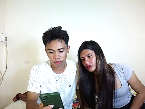 Snapshot of valerio_fernan chatting on May 22, 2:55 pm valerio fernan online show from May 22, 2:55 pm