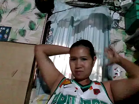 Snapshot of _SweetSmile chatting on April 11, 10:36 pm SweetSmile online show from April 11, 10:36 pm