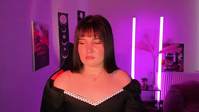 Snapshot of SourCherry__ chatting on April 22, 12:18 pm SourCherry online show from April 22, 12:18 pm