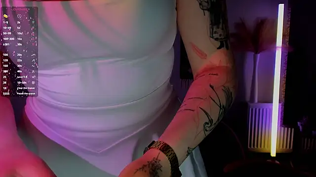 Snapshot of SourCherry__ chatting on June 29, 12:27 pm SourCherry online show from June 29, 12:27 pm