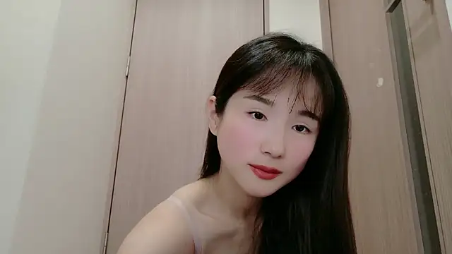Snapshot of Hinako_0012 chatting on May 20, 11:27 am Hinako 0012 online show from May 20, 11:27 am