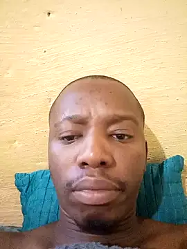 Snapshot of MaskedWithCum chatting on July 31, 5:29 am MaskedWithCum online show from July 31, 5:29 am
