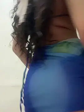 Snapshot of Saricol_sexy1_squirt chatting on June 13, 7:01 pm Saricol sexy1 squirt online show from June 13, 7:01 pm