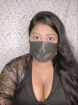 Romantic Woman online show from June 5, 6:02 pm