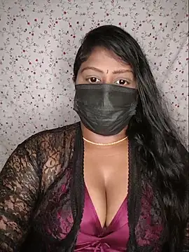 Romantic Woman online show from June 20, 6:22 pm